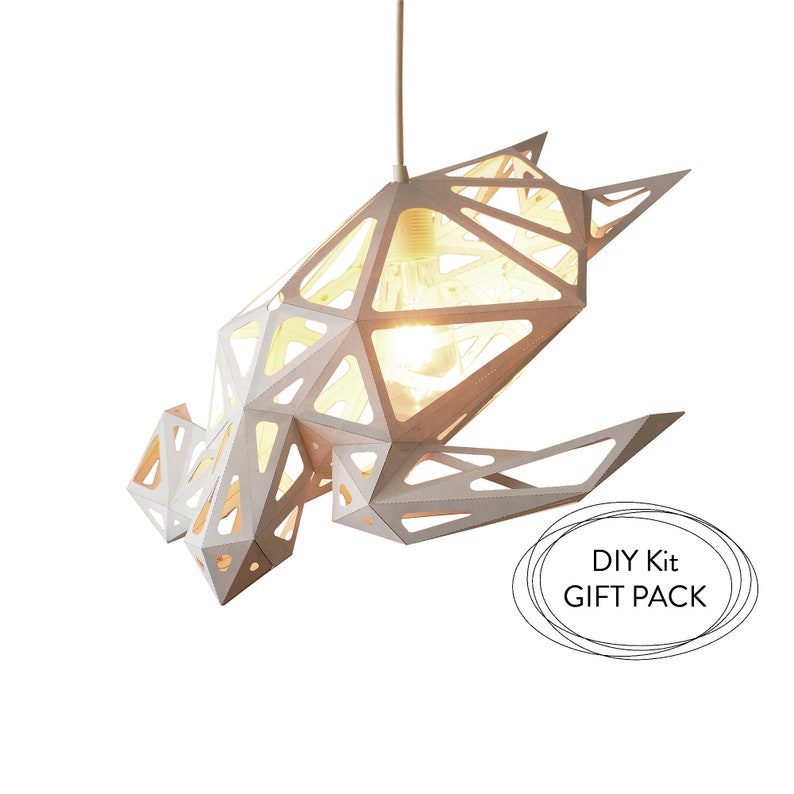 Sea Turtle lampshade; Polygonal animals; DIY paper sculpture; Geometric lamp; Kids room lighting; Nature lover gift; Polygon animals art